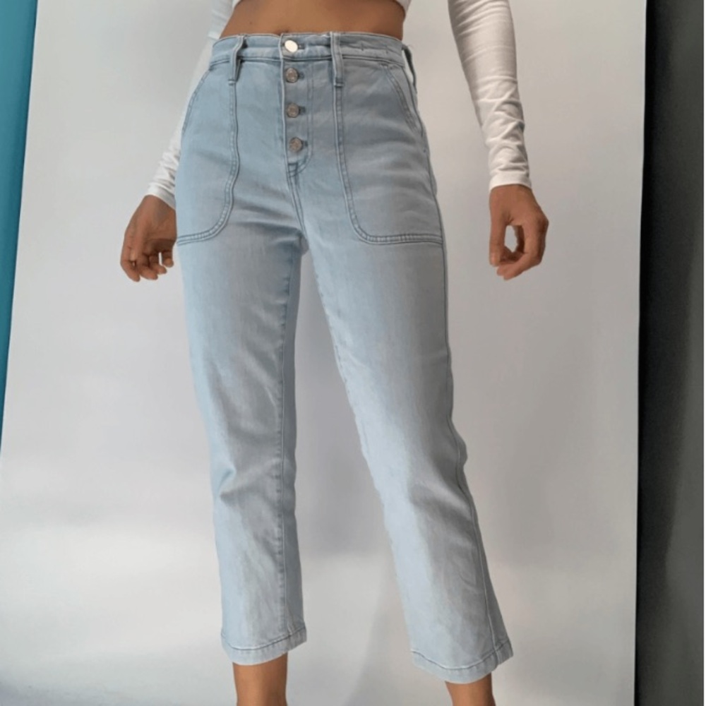 Straight-leg crop jean in indigo cove wash